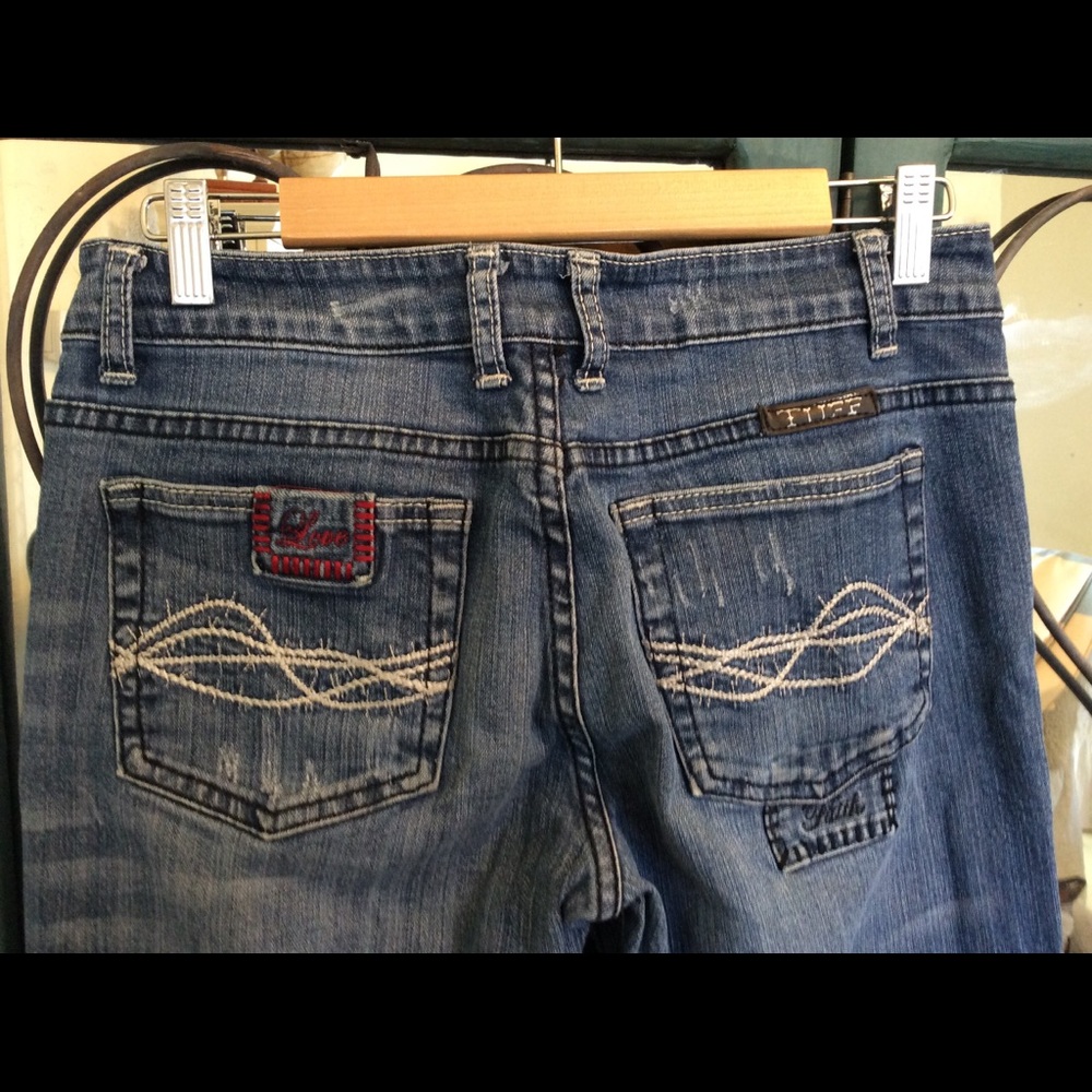 Cowgirl Tuff Jeans 29 x 35